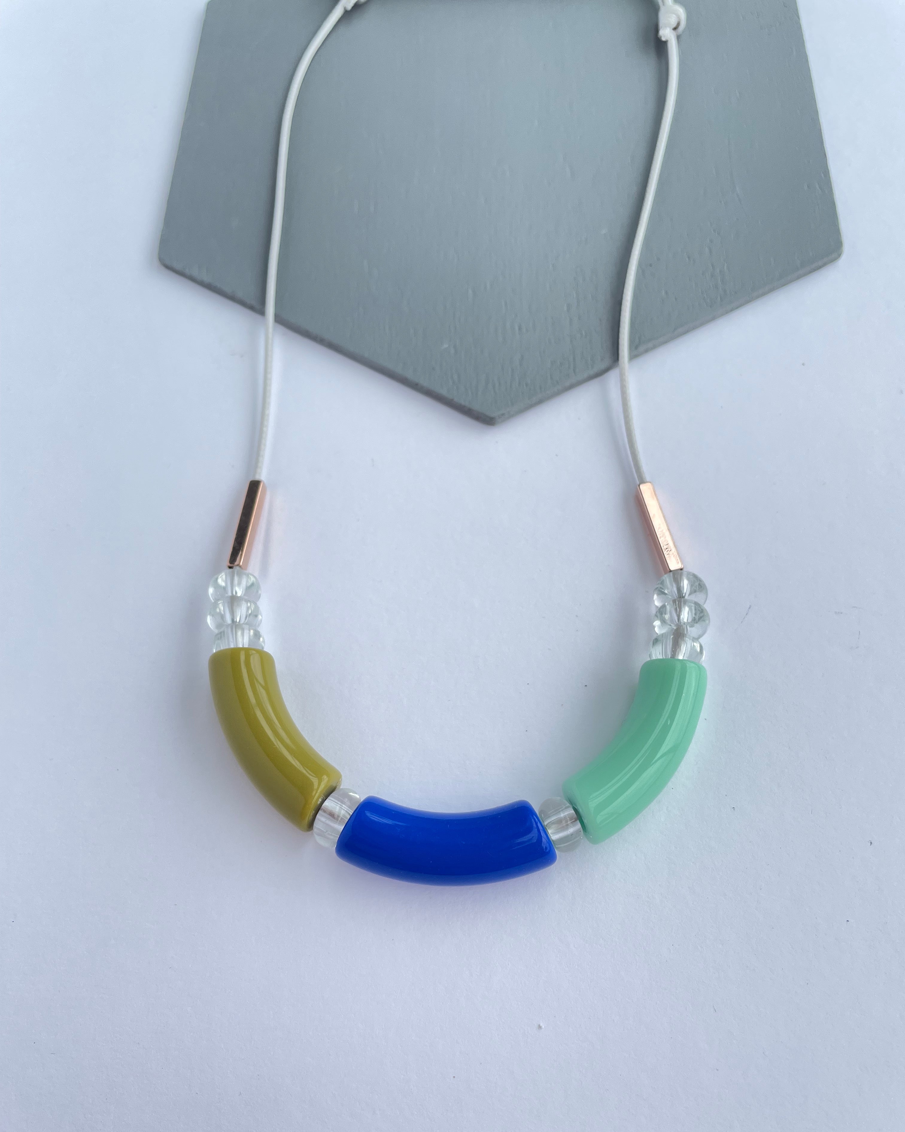 COLOUR BLOC NECKLACE